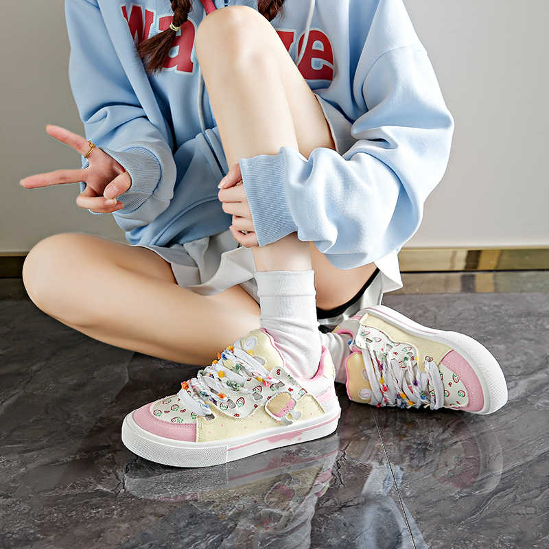 Lace-up Massive Yellow Basketb - Women'S Shoes Yellow ulasan dan harga