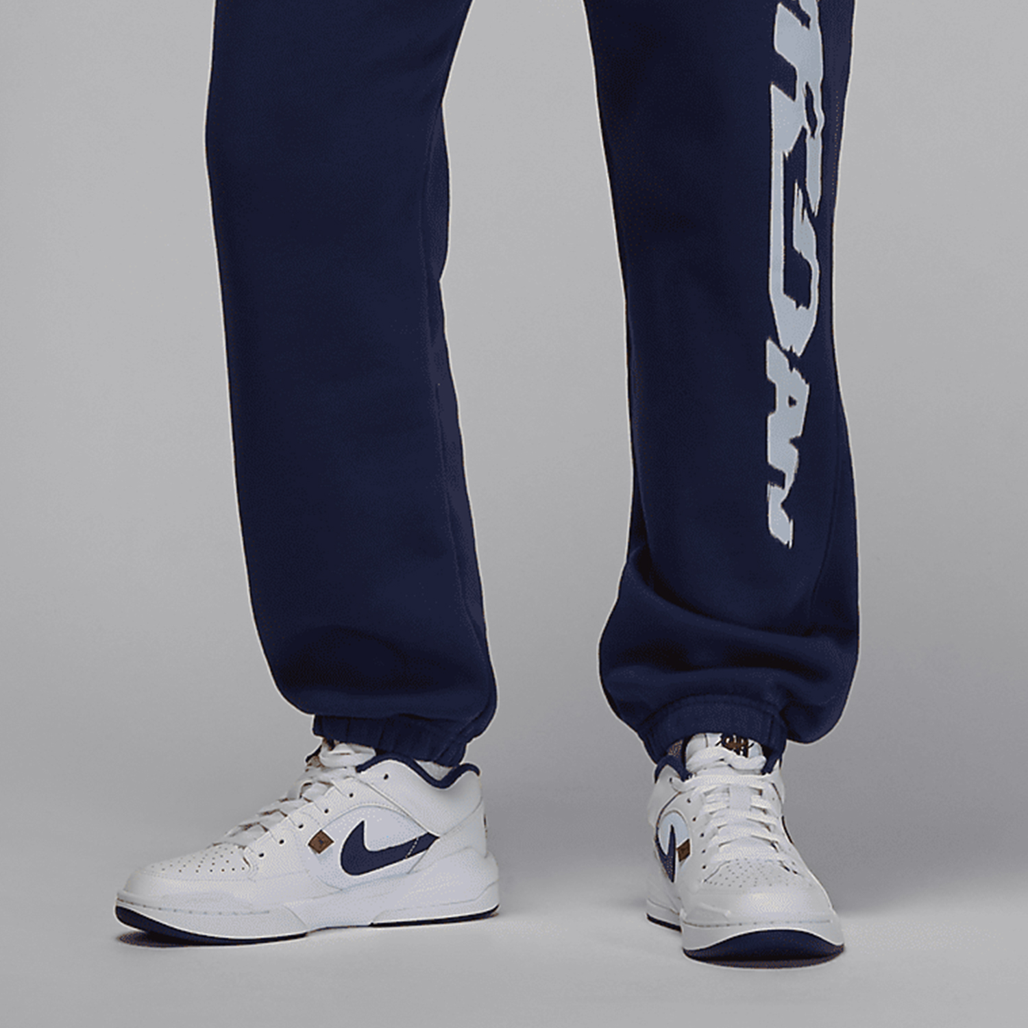 Nike genuine JORDAN Women's Cl - Women'S Shoes Nike Jordan ulasan dan harga