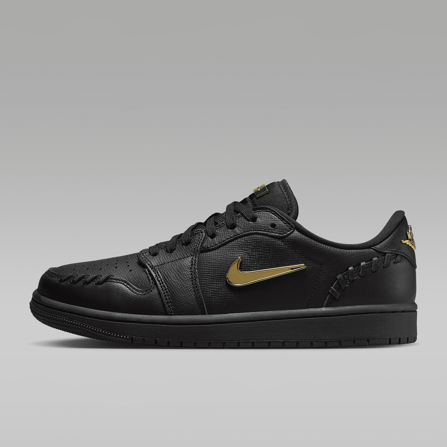Nike Authentic Air Jordan 1 Wo - Women'S Shoes Nike Jordan ulasan dan harga